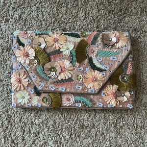 Lulus pink velvet clutch